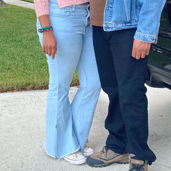 Forever 21 Split Bell Bottoms Light Wash 30 - Picture 1 of 7